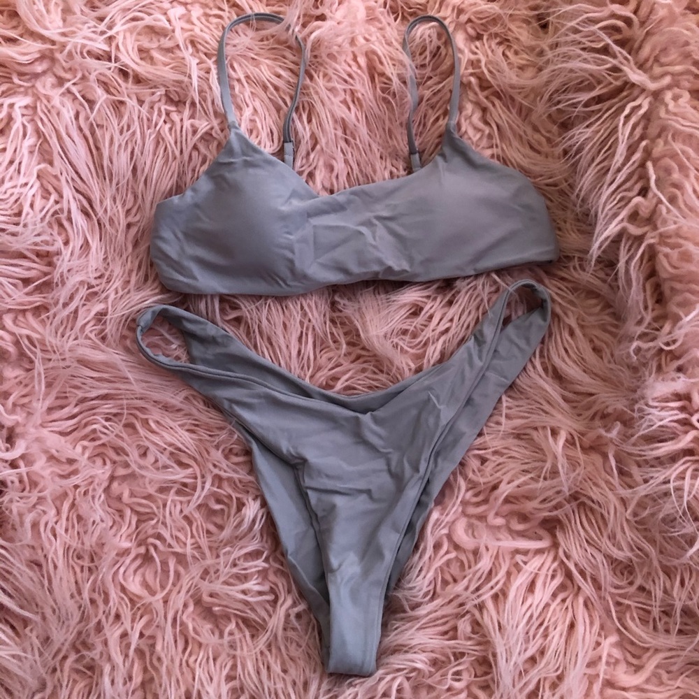 Grey Highleg bikini